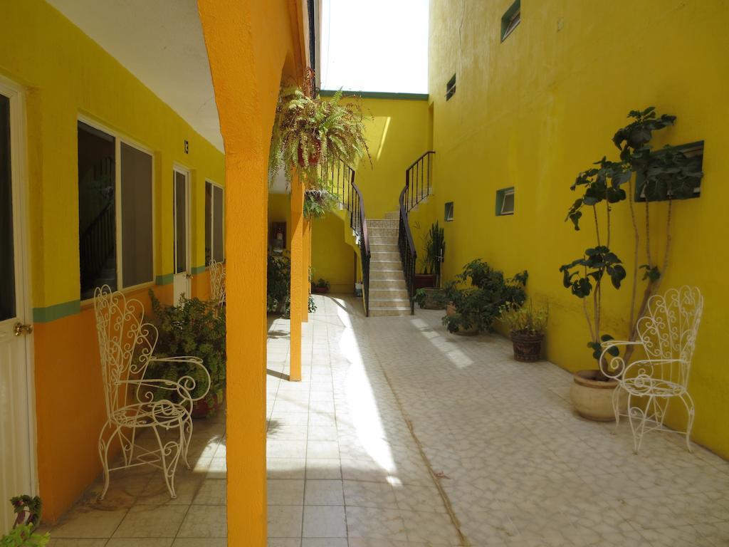 Hotel Maria Esther Матеуала Экстерьер фото